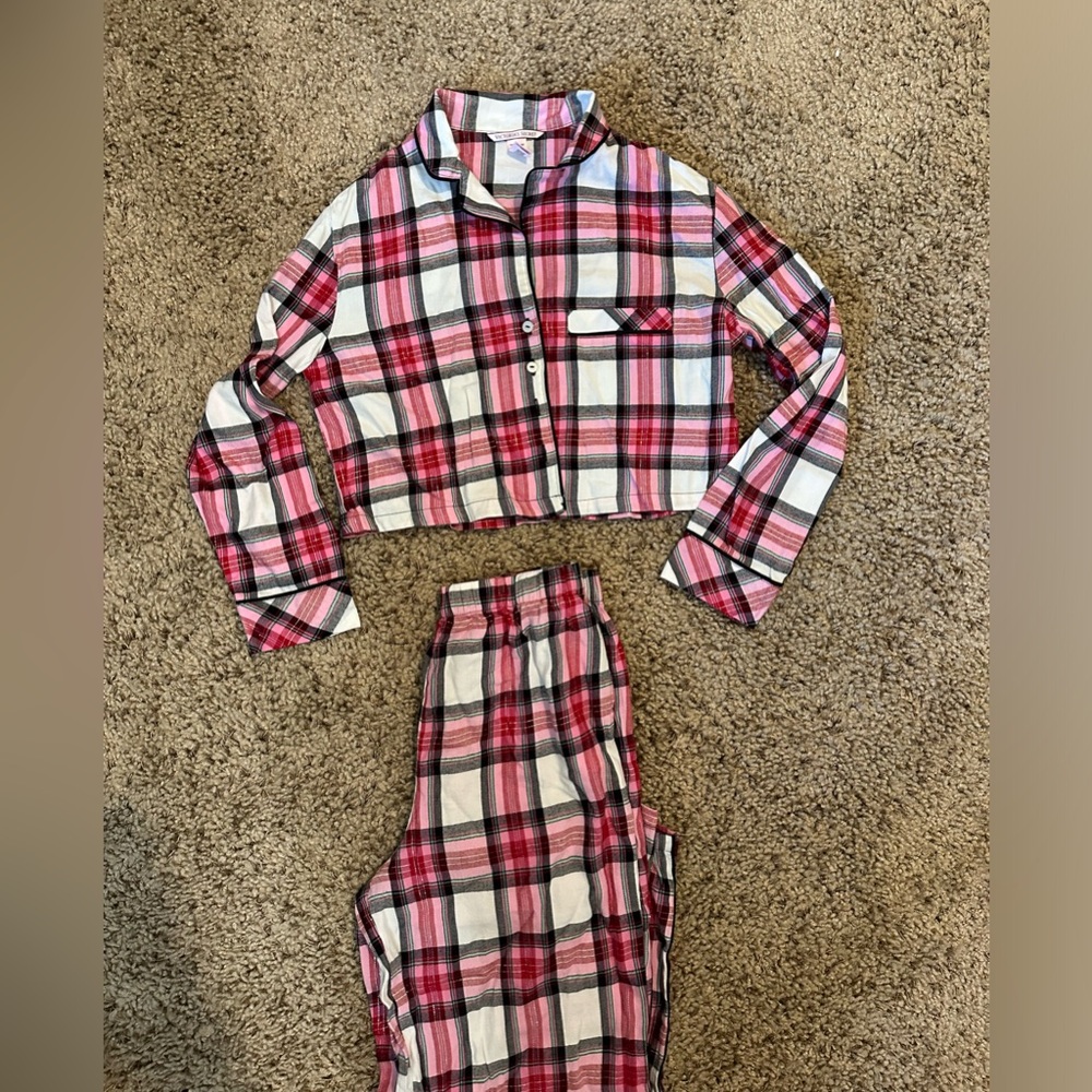 Victoria’s Secret pajama set